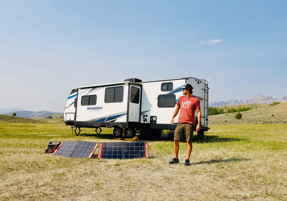 Соларни панели в кемперите и караваните 1 >> NOMAD Как да изберем соларен панел за кемпер или каравана? >> Разбери от блога на NOMAD